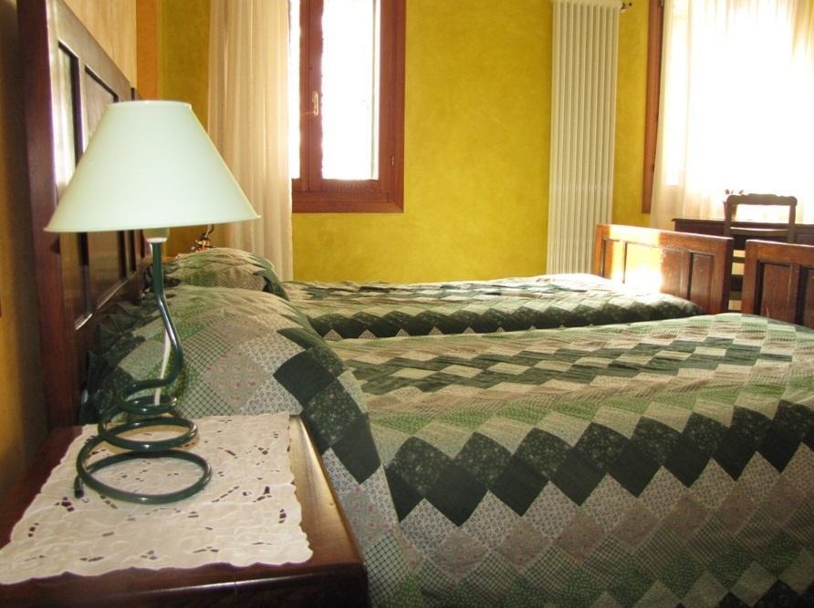 Locanda Alla Posta Borso del Grappa Exteriör bild