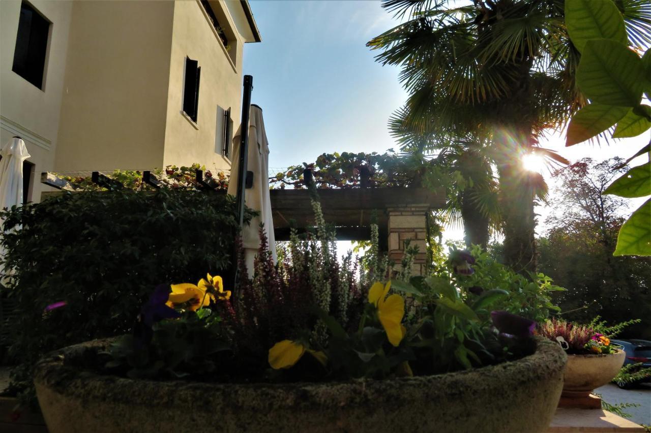 Locanda Alla Posta Borso del Grappa Exteriör bild